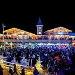A 300m De La - Ideal Marche De Noel