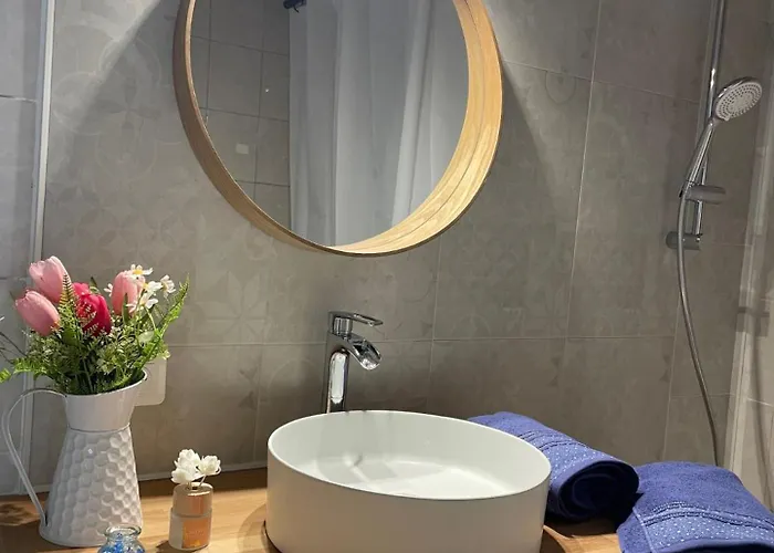 A 300m De La - Ideal Marche De Noel * Le Barcarès